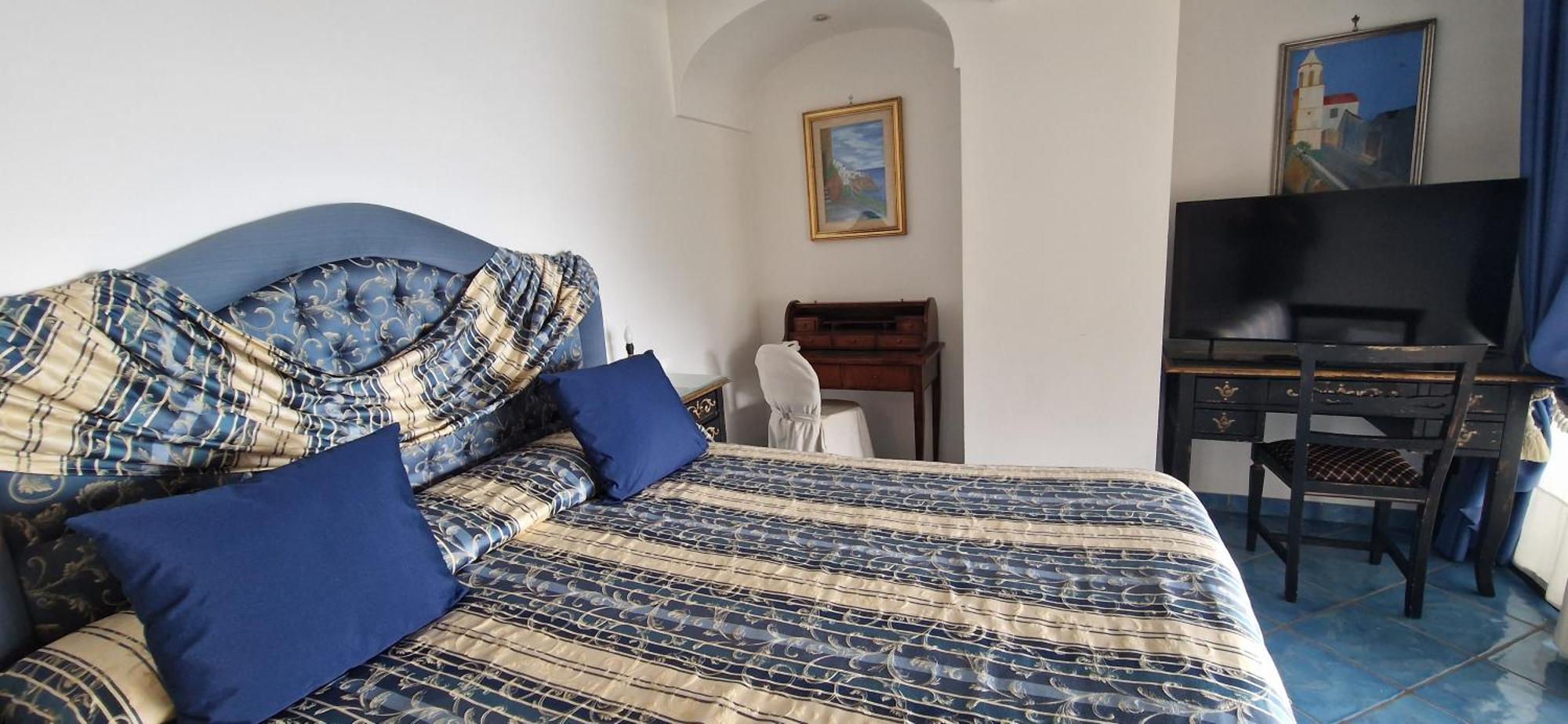Classic Double Room Balcony Sea View
